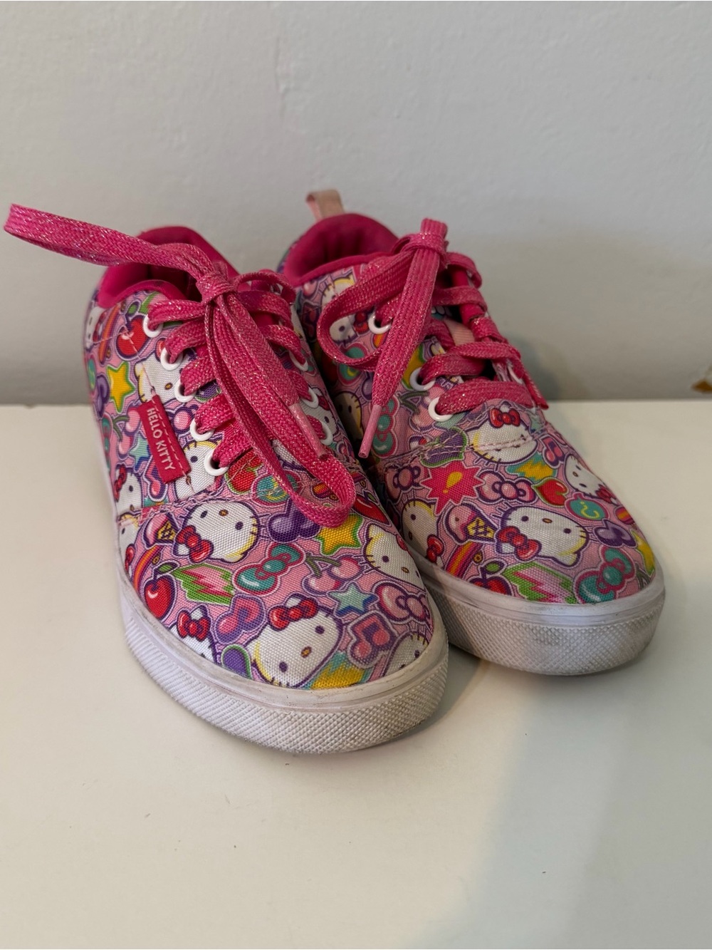 Heelys x Hello Kitty Pro 20 Pink Shoes